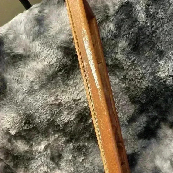 Vintage Mid Century Teak and Burlap Wall Hangings of a man - Picture 4 of 12